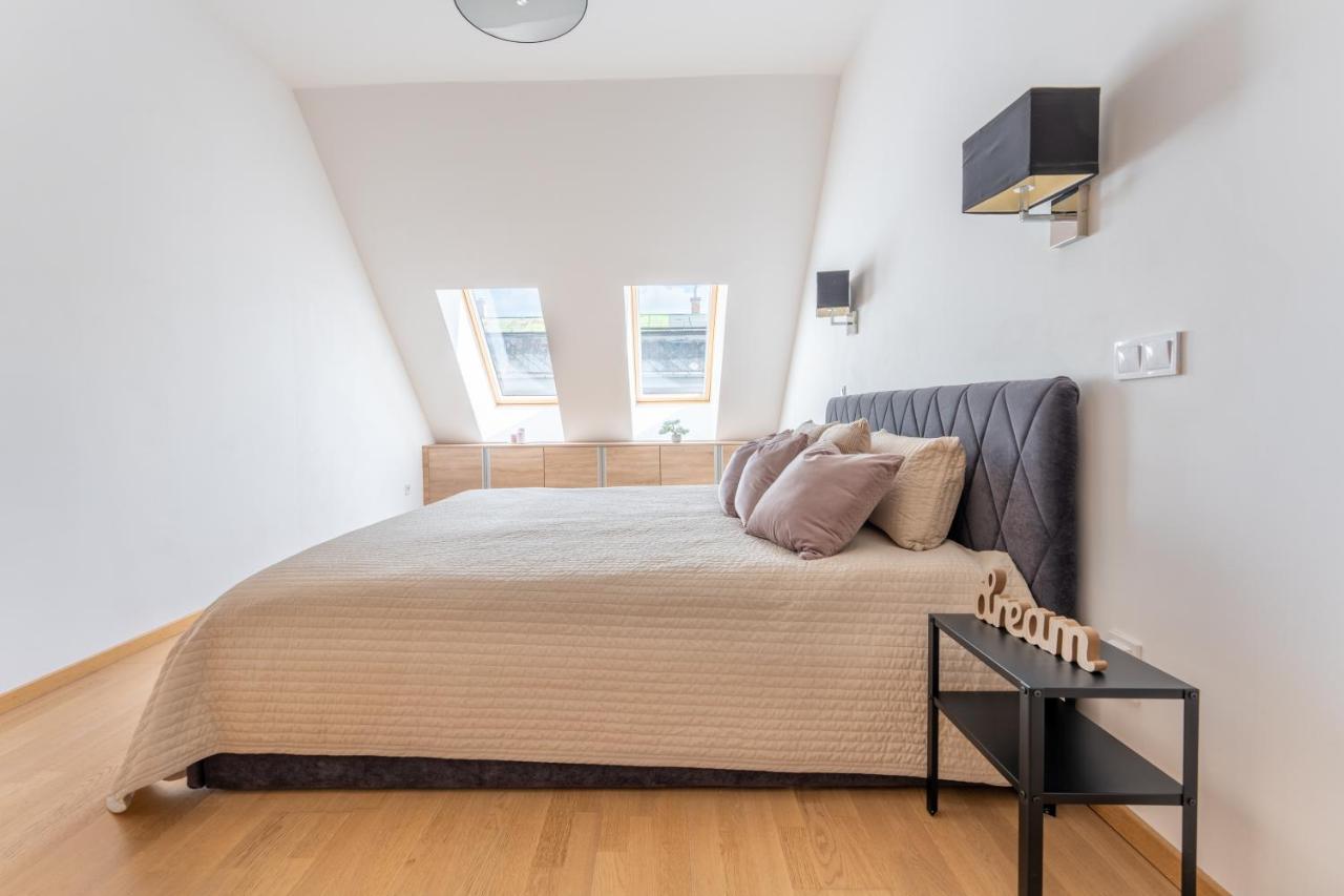 Rose Lux Residence Budapest Luaran gambar