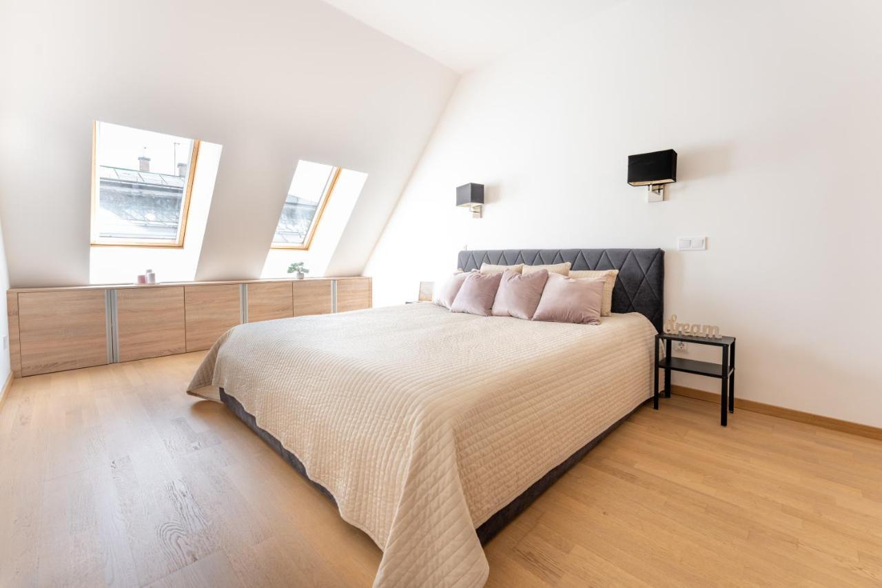 Rose Lux Residence Budapest Luaran gambar